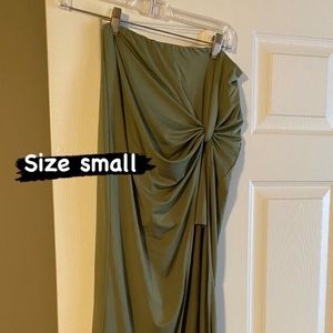 Marie Midi Skirt in olive